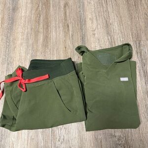 Figs Olive Green Scrub Set.